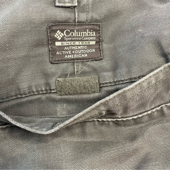 Columbia Sportswear Company 40 X 34 Gray Cargo Pants PRELOVED - Picture 10 of 11